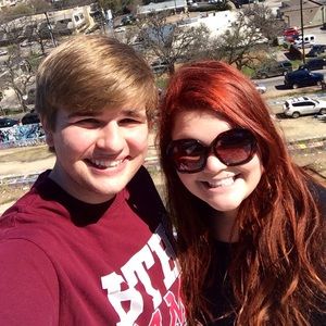 Meet your Posher, Hayley